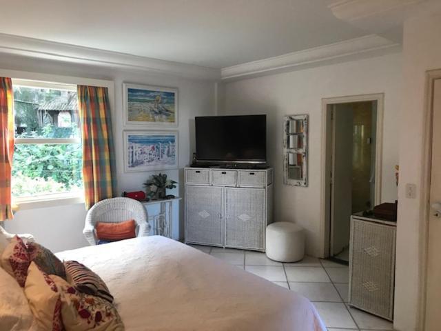 Lagoon Bed & Breakfast